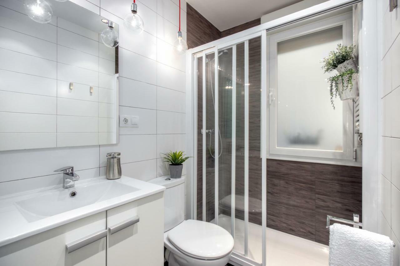 Ondarreta Beach Apartment Con Parking Free Y Aire Acondicionado Сан-Себастьян Екстер'єр фото